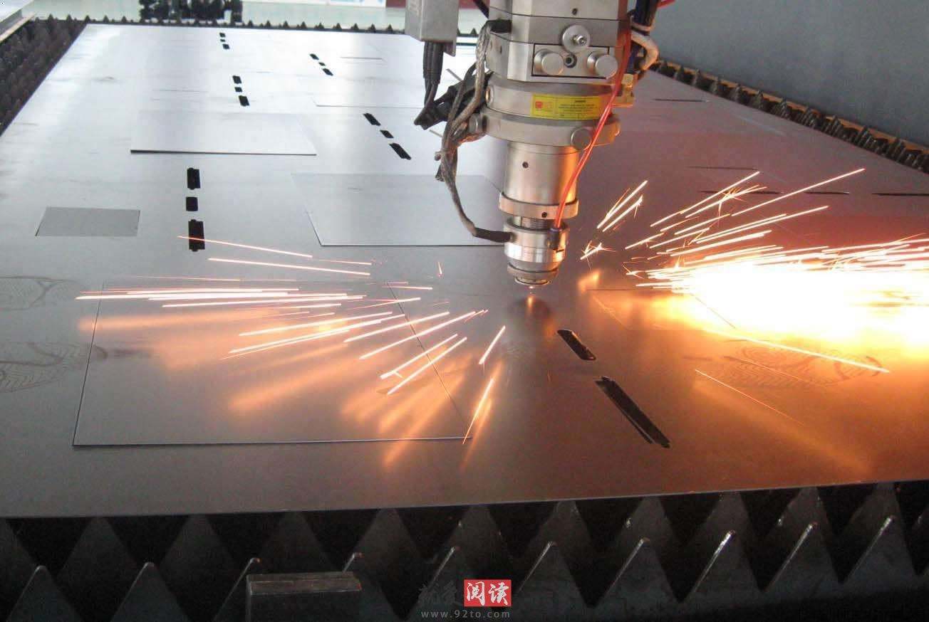 火焰切割机切割钢板需要如何操作-常州市海宝焊割有限公司